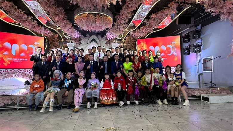 合照1 (2).jpg 合照1 (2).jpg